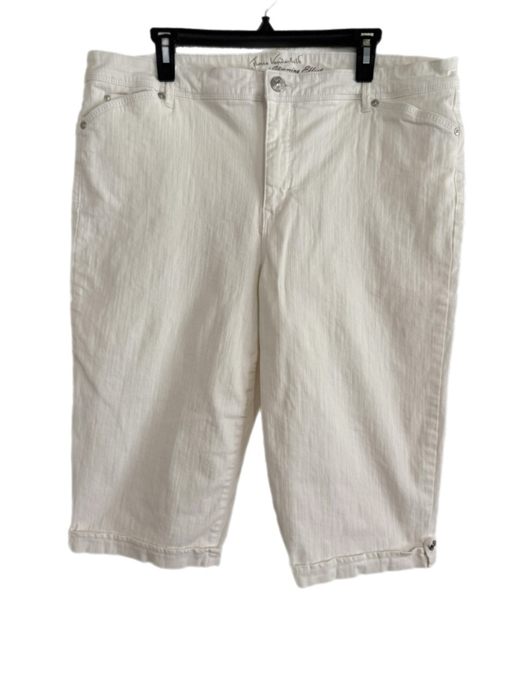 Gloria Vanderbilt White Women’s All Around Slimming Effect Skimmer Shorts Size18